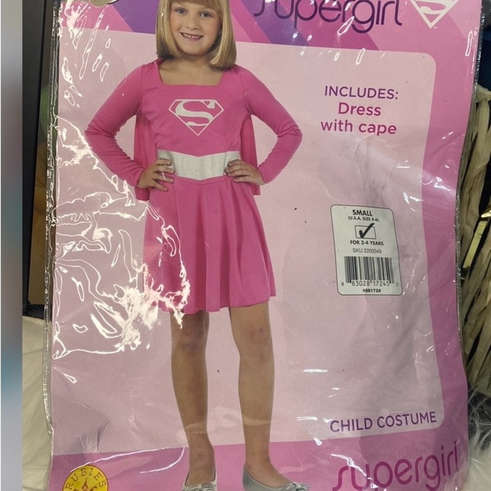 Pink Super girl Costume for Kids 3-4 yrs nwt